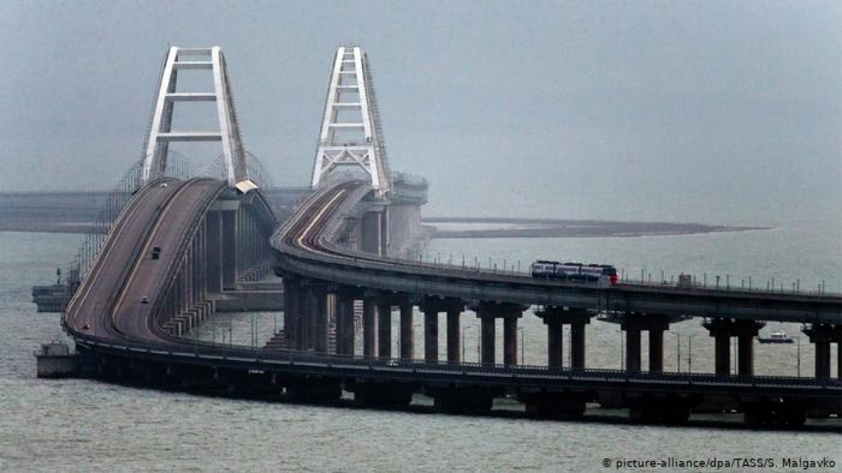 Жители Крыма недовольны запуском ЖД-сообщения по Керченскому мосту: что произошло