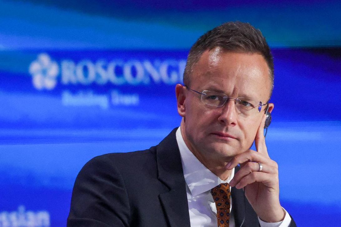 Сийярто объявил "войну" REPowerEU: Венгрия хочет аннулировать запрет на российский газ