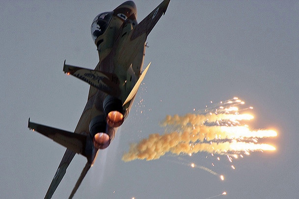 ​Авиация Израиля нанесла новый удар по "другу Путина" Асаду - ПВО в Дамаске не смогла ничего сделать