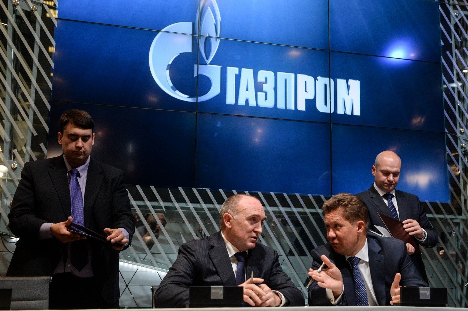 ​"Ненадежный партнер", – Болгария навсегда разрывает сотрудничество с "Газпромом"
