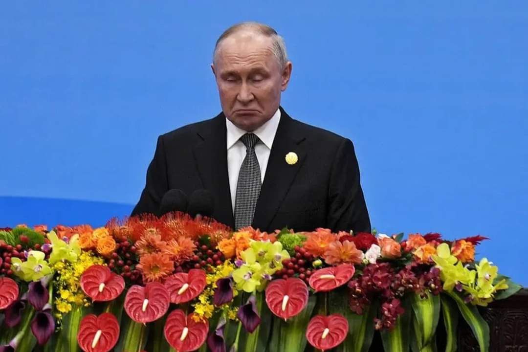 ​"Си давно требует", - Эйдман о странном заявлении Путина в Китае об Украине