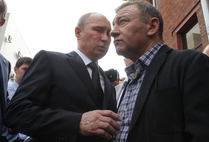 "Друзья" Путина, которые преступно вывели 2 млрд в офшоры: полный список