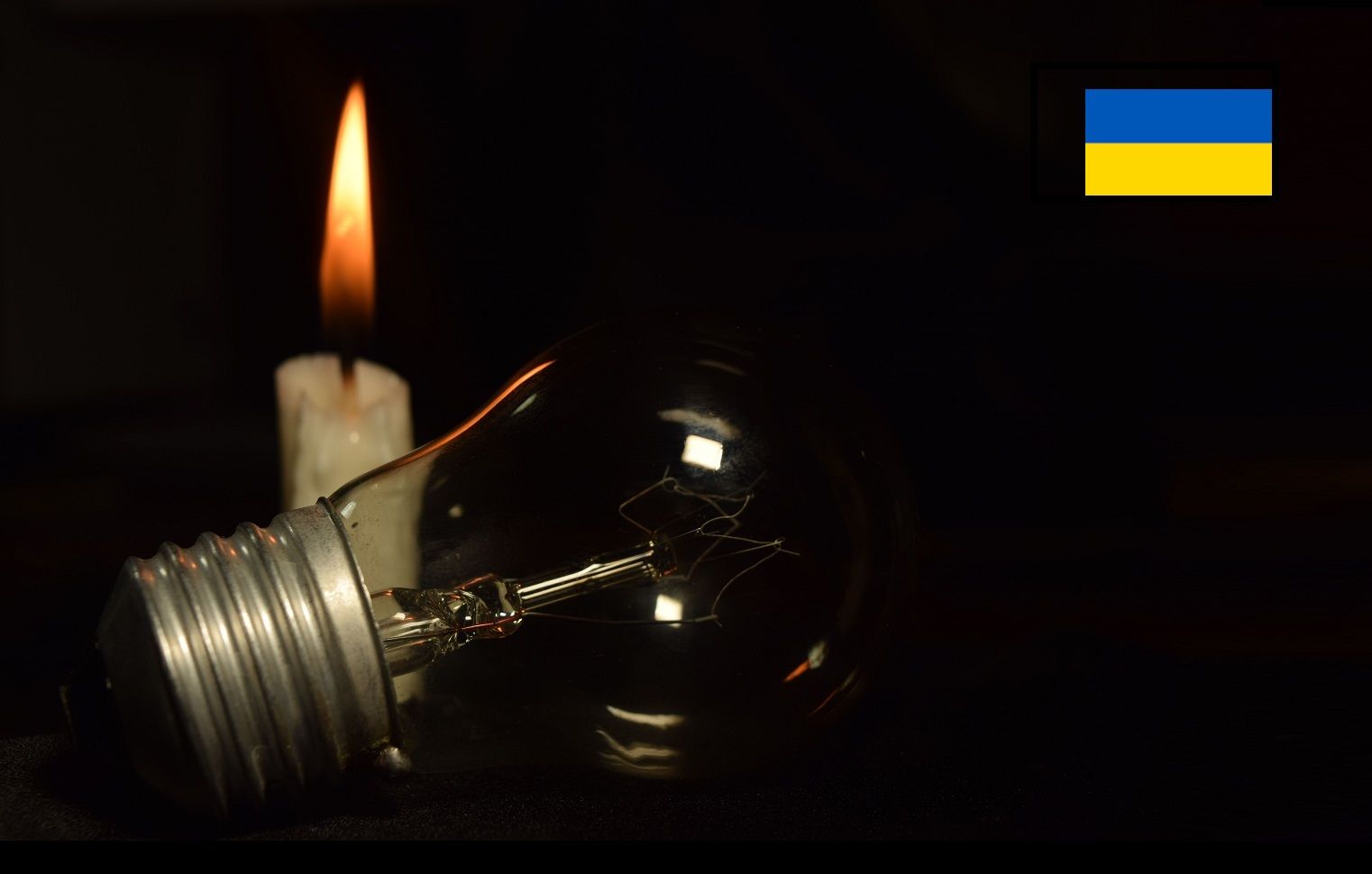 Сколько часов со светом украинцы будут зимой? Энергетики предупредили заранее