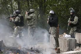 В результате взрыва в Луганске погибли 8 мирных жителей, стоявших на пешеходном переходе