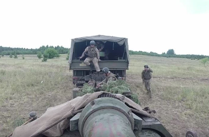 Оккупанту нигде не укрыться: Наев создал на Донбассе разведывательно-огневые контуры, - кадры