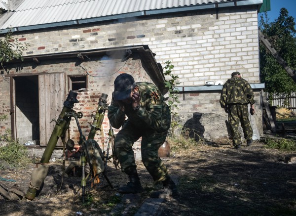 Боевики ЛНР обстреляли Счастье из гранатометов, - ЛОГА