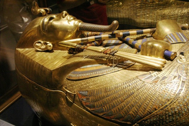 Тайна гробницы Тутанхомона: исследователи готовятся к сенсационным раскопкам, которые приведут их к секретной камере с неимоверными сокровищами
