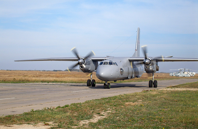 В Саратовской области при посадке загорелся АН-26: погиб один солдат, пятеро - получили ранения