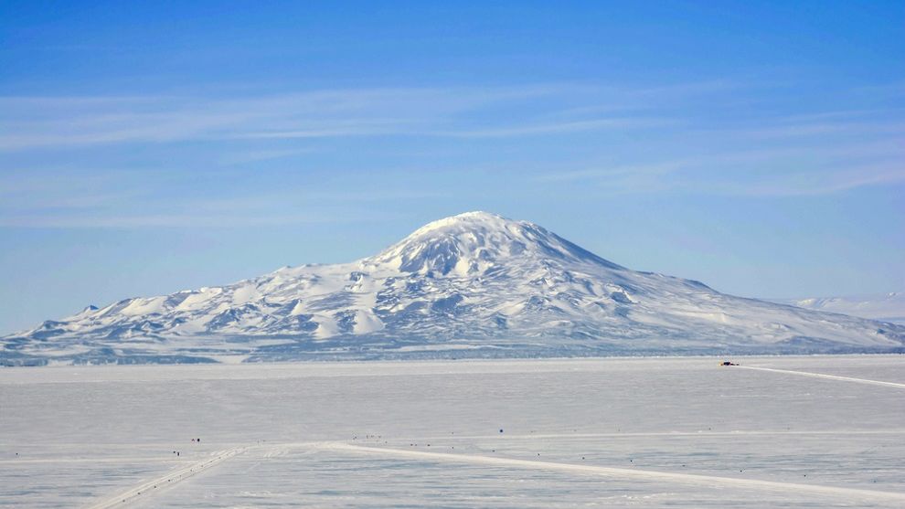 В 10 раз мощнее Йелоустона: в Антарктиде найден новый супермощный вулкан