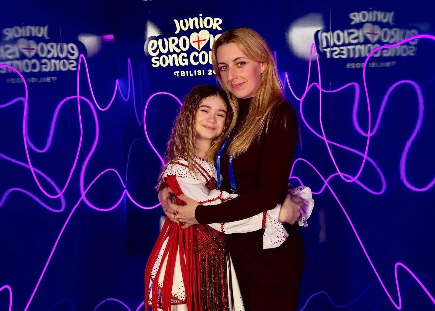 Звезда "Детского Евровидения 2025" София Нерсесян показала свой разрушенный дом после российской атаки