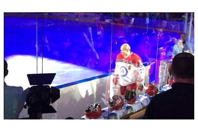 Неизвестные таланты Путина: в матче Ночной хоккейной лиги российский президент забил восемь шайб