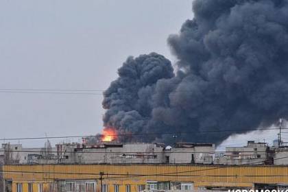 В Днепропетровской области горит механический завод