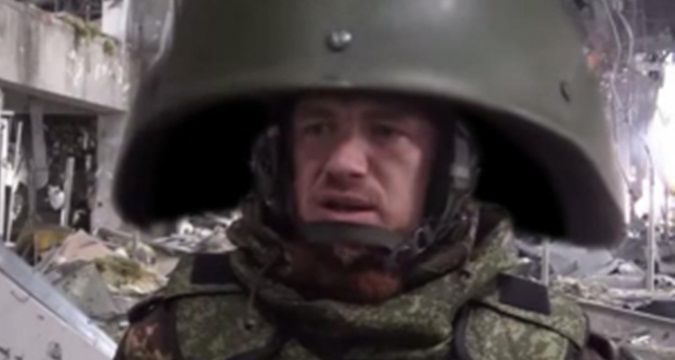 “Всем нас*ать на гирроя, прикопали и забыли”, - жители Донецка о годовщине подрыва в лифте террориста Моторолы