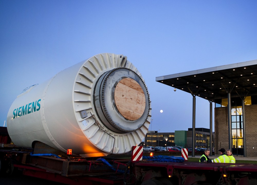 Немецкий концерн Siemens поставит стране-агрессору еще три турбины: подробности российско-немецкой сделки