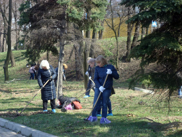 В субботу дончан зовут на общегородской субботник