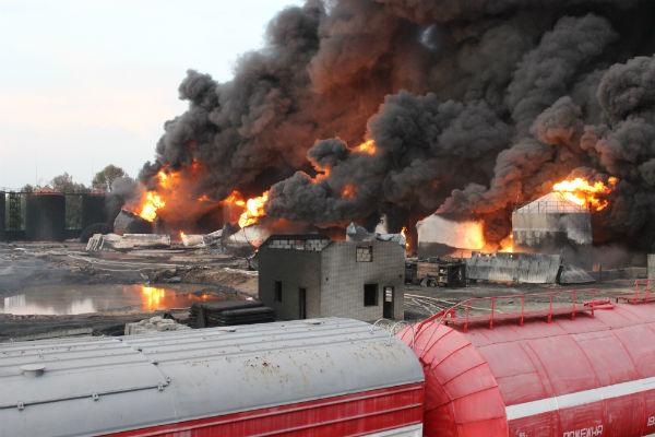 На нефтебазе в Василькове зафиксированы новые взрывы