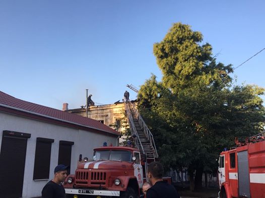Огненная трагедия в Херсоне: в пожаре погибли мать и трое маленьких детей - в городе объявлен траур