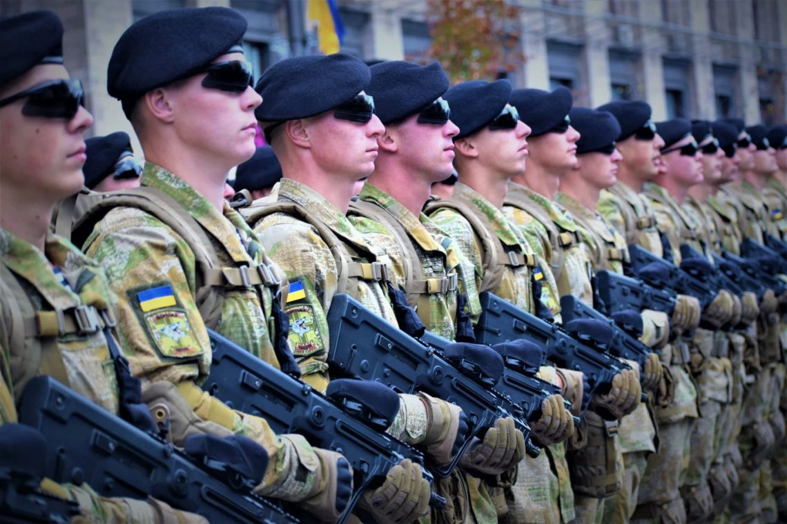 Украина подготовилась к защите своих территорий – Порошенко сообщил о росте оборонительных возможностей страны