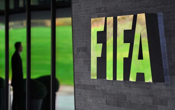 ​Коррупционный скандал в ФИФА: в чем обвиняют Россию и Катар