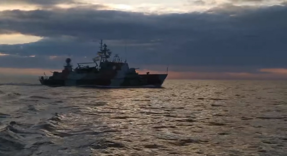 ВМС Украины продолжают укреплять позиции в Азовском море: состоялись боевые учения