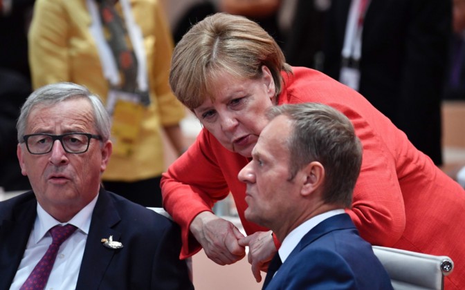Ангела Меркель и Дональд Туск поделились мнением о разговоре с Зеленским
