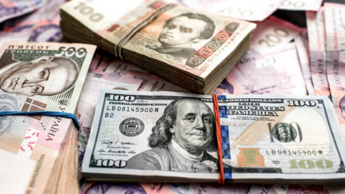Украинцам надо готовиться к новому курсу доллара: аналитик рассказал, как изменится курс валют