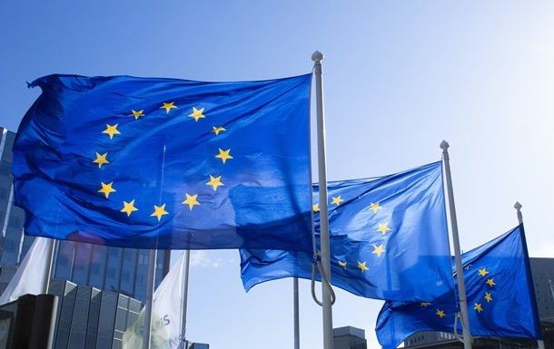 Евросоюз собирается ввести запрет на новые энергетические контракты РФ – Politico