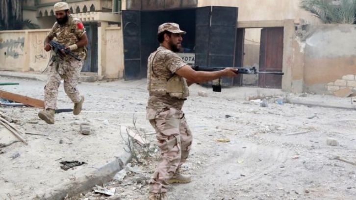 Последние дни "ИГИЛ" в Ливии: повстанцы завершают зачистку цитадели исламистов - города Сирт