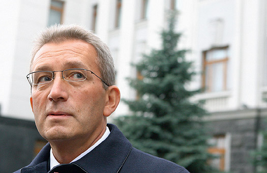 Генпрокуратура просит Германию выдать банкира Курченко