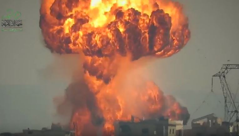​Очередной российский танк взлетел на воздух в Сирии: джихадисты показали уничтожение Т-72, - кадры