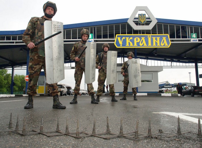 США пригрозили новыми санкциями за гуманитарные поставки в Украину без разрешения Киева 