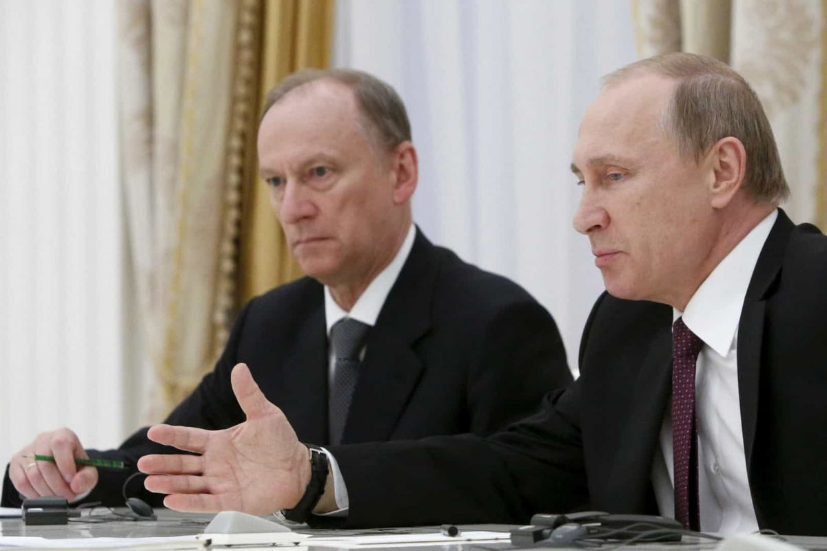 ​Аномальная активность Патрушева и Шойгу выдала, что происходит в Кремле, – Гудков