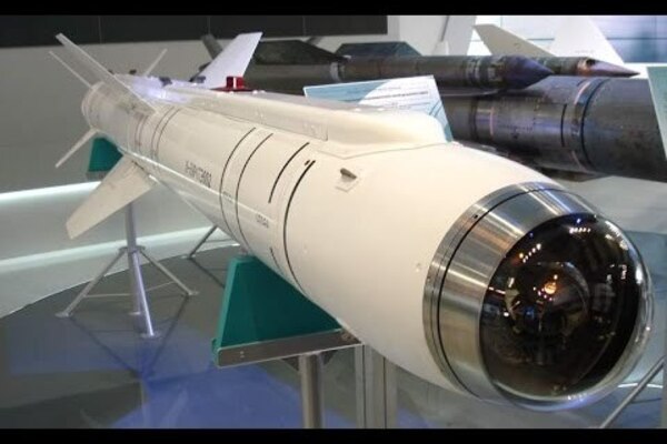 Украина впервые за 23 года провела испытания ракеты "воздух - земля": поражены несколько наземных целей - кадры