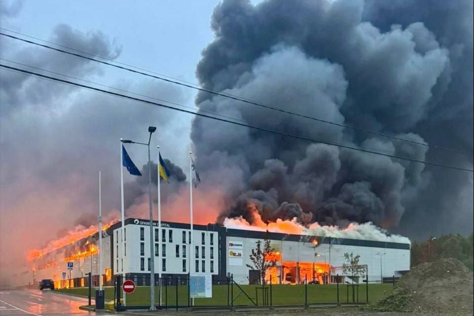 Львов и Запорожье в огне: РФ снова обрушила на Украину ракетно-дроновый шквал