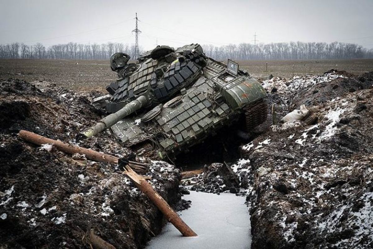 На Донбассе российские военные и боевики "ДНР" открыли огонь друг по другу: в "Оплоте" думали, что стреляют по ВСУ 