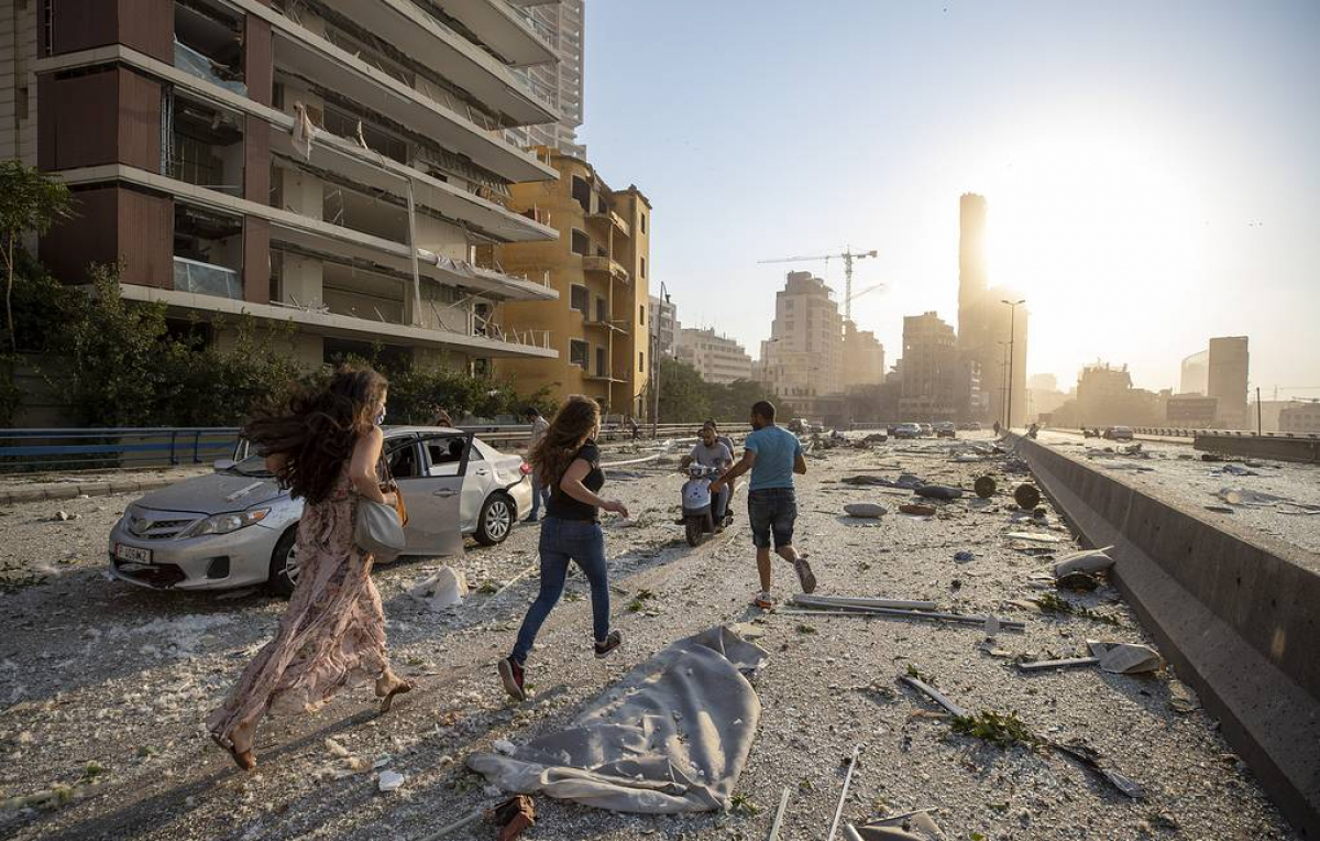 Цаплиенко приехал в Бейрут и показал город через четыре дня после взрыва