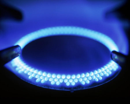 Цены на газ для населения увеличат с 1 апреля - Яценюк