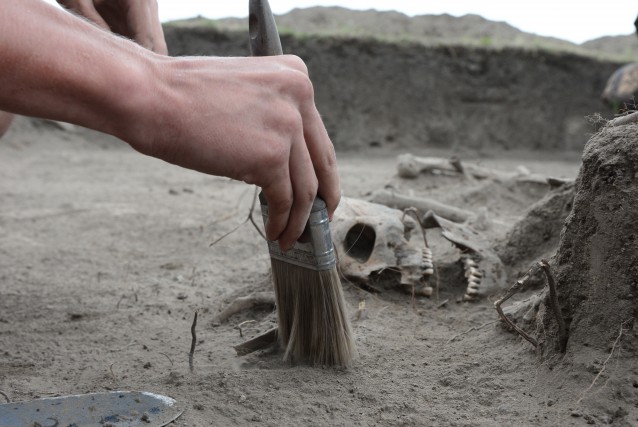 Случайная находка на Сумщине стала ценным историческим открытием: строители раскопали древнее кладбище