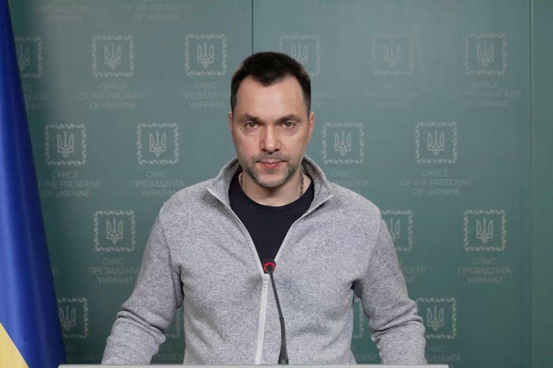 Арестович більше не радник Офісу Зеленського: відставка офіційно прийнята