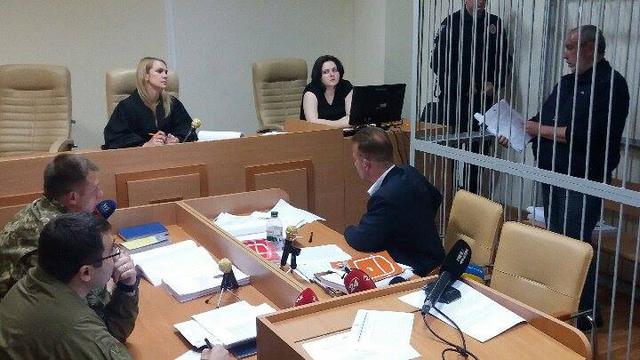 Массовые задержания "налоговиков" Януковича: Печерский суд отпустил нескольких подозреваемых