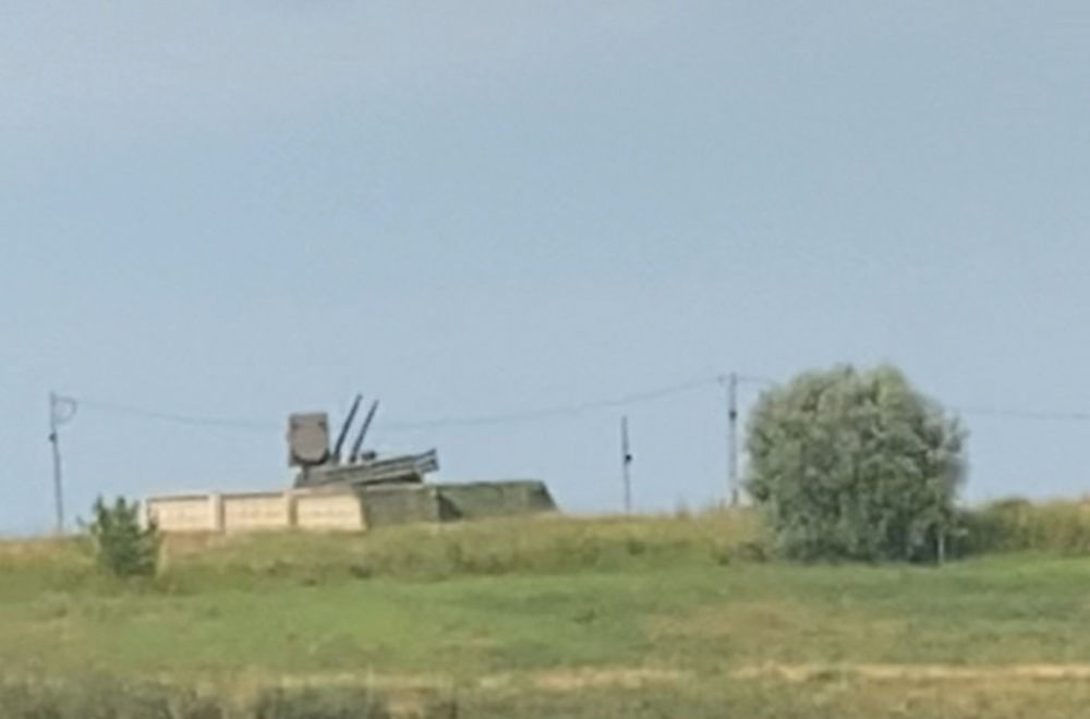 Москву продолжают "усиливать" ПВО: ЗРК "Панцирь-С1" заметили на очень необычной локации