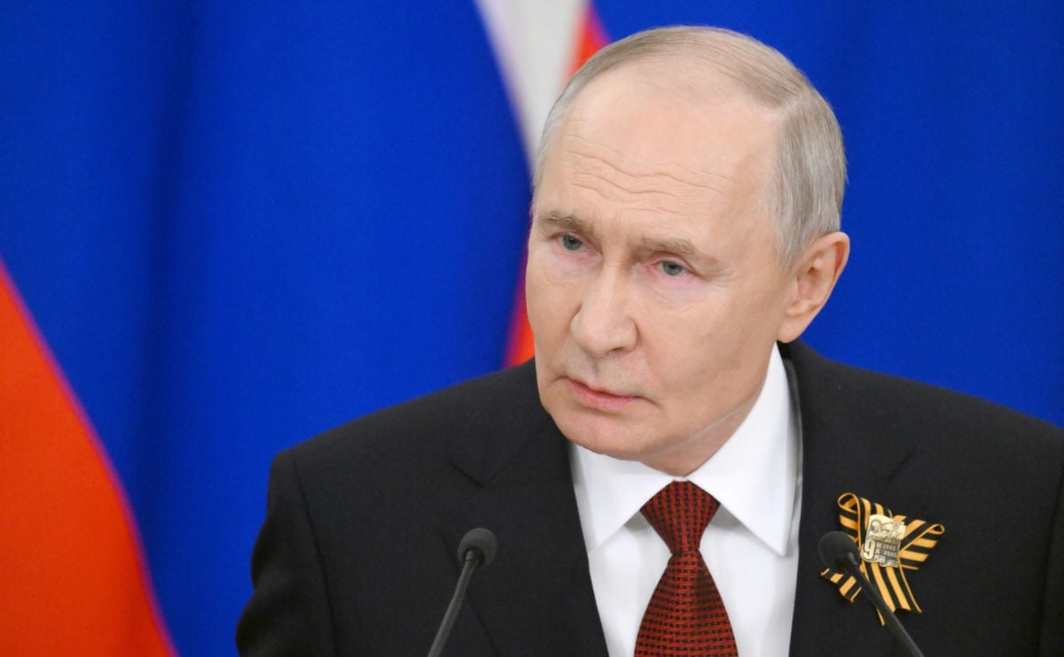 Путин затребовал от Пашиняна референдума и начал угрожать, упоминая Украину