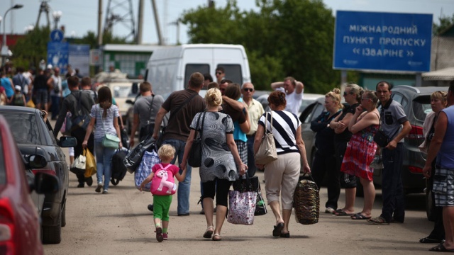 ГСЧС: 40 тысяч переселенцев из Донбасса вернулись домой