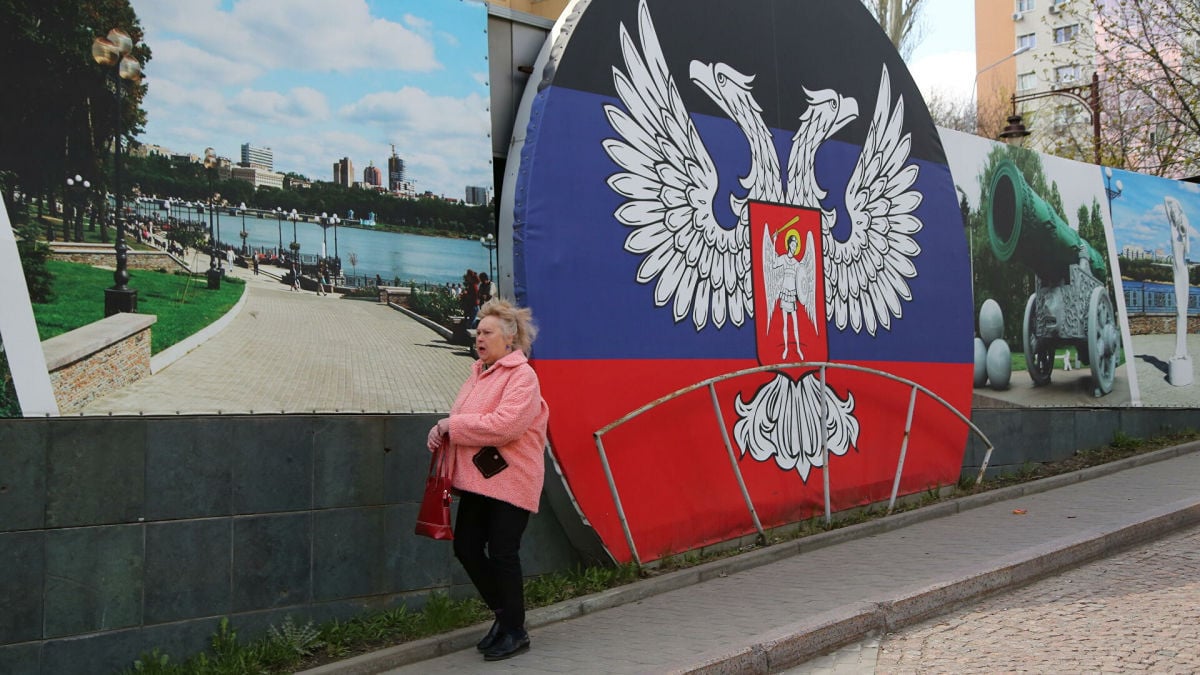 ​В Донецке жалуются на пропаганду "ДНР": "Восьмой год др**ите народ, что завтра будет война"