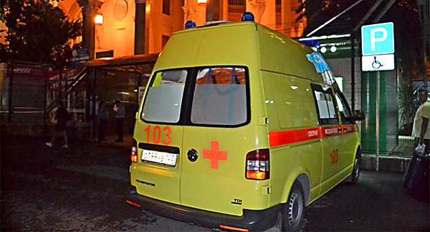 Смертельное ДТП в Краснодаре: "МАЗ" протаранил авто ГИБДД и "Скорой помощи"