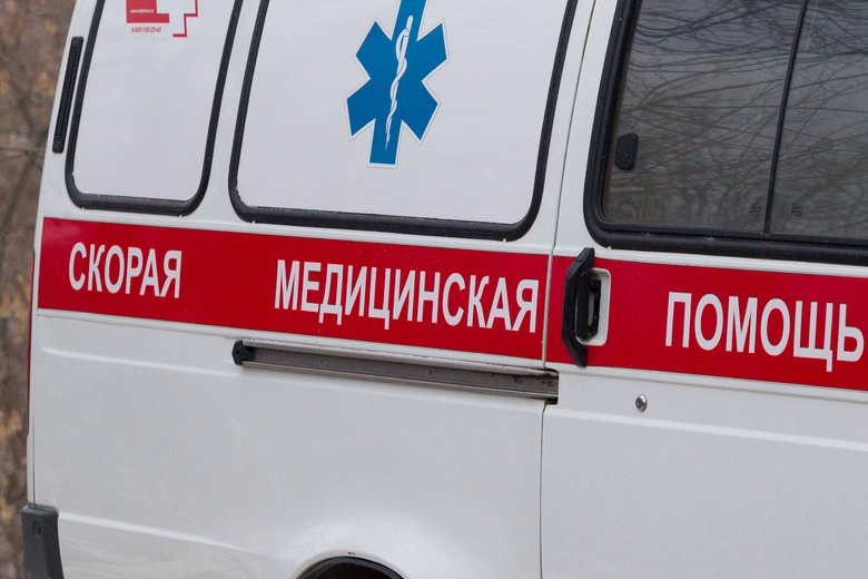 ​В Крыму военные РФ влетели в машину скорой помощи, ехавшую спасать чью-то жизнь, и сбежали с места ДТП