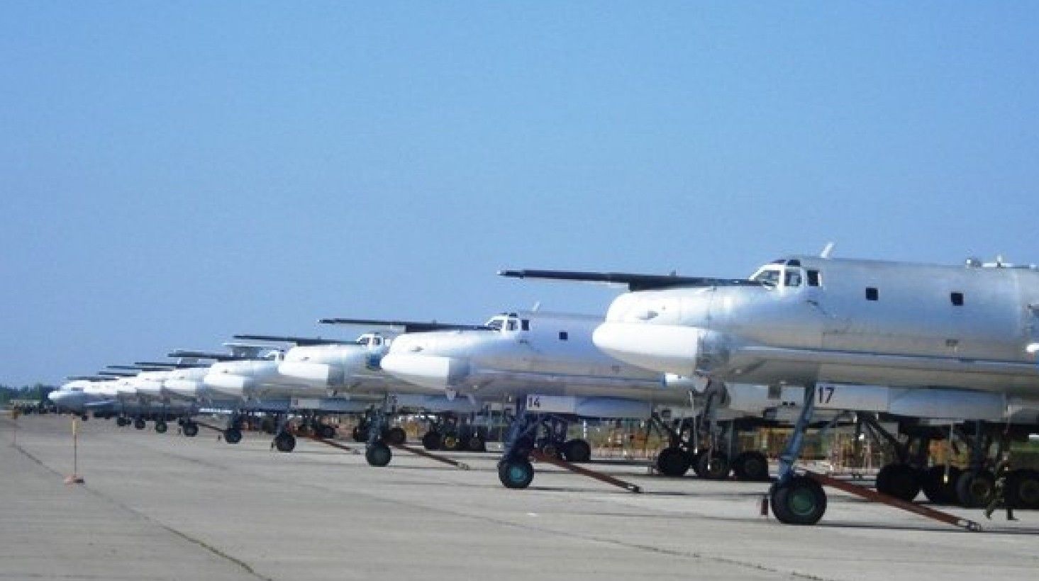 ​Российская ПВО так не работает: блогеры разобрались в "хлопках" на авиабазе Энгельс