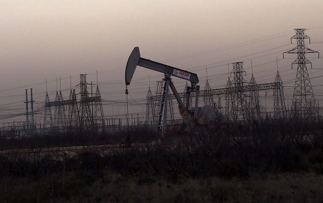 Цены на нефть стали снижаться – график