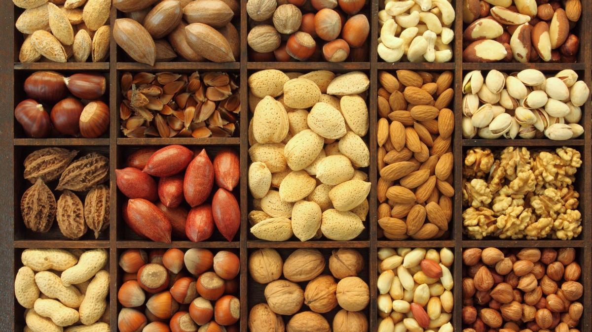 Чем вредны орехи, кому их нельзя есть – проверьте список