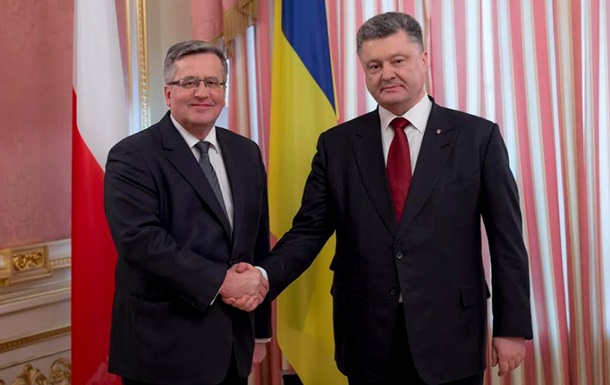 Коморовский: Польша выступает за введение миротворцев в Украину